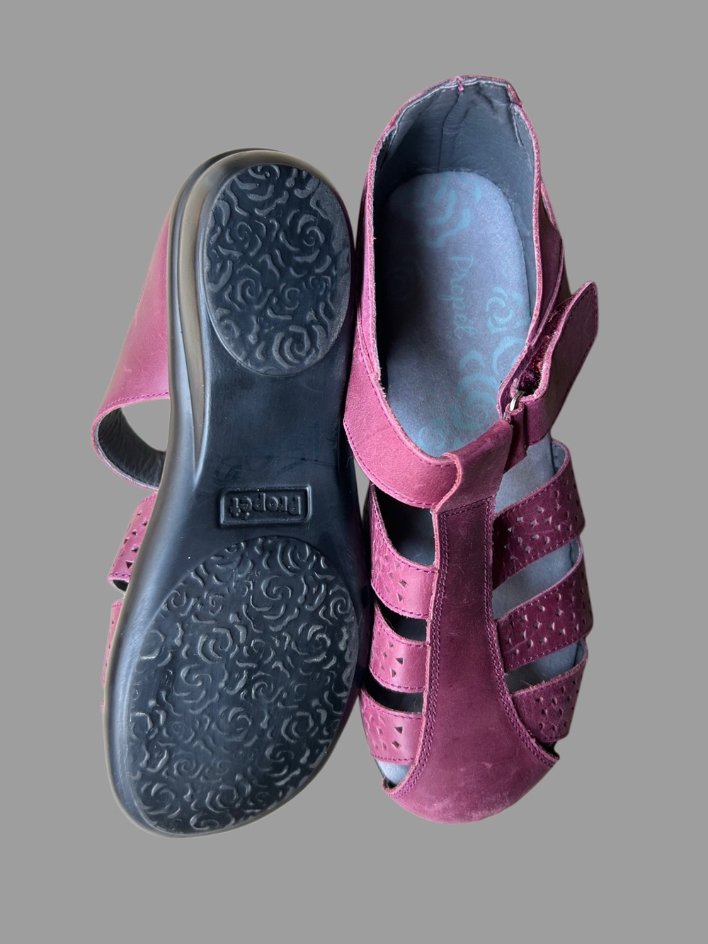Propét April Plum Perforated Leather Fisherman Sandals, 9*